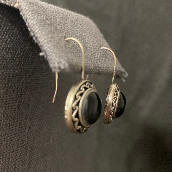 Vintage Black onyx in silver metal design frame pierced earrings with necklace - Picture 5 of 13